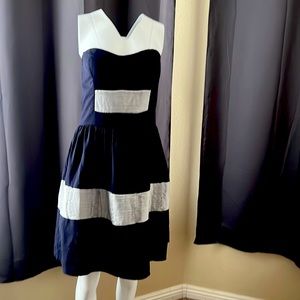 Casual strapless navy/grey dress